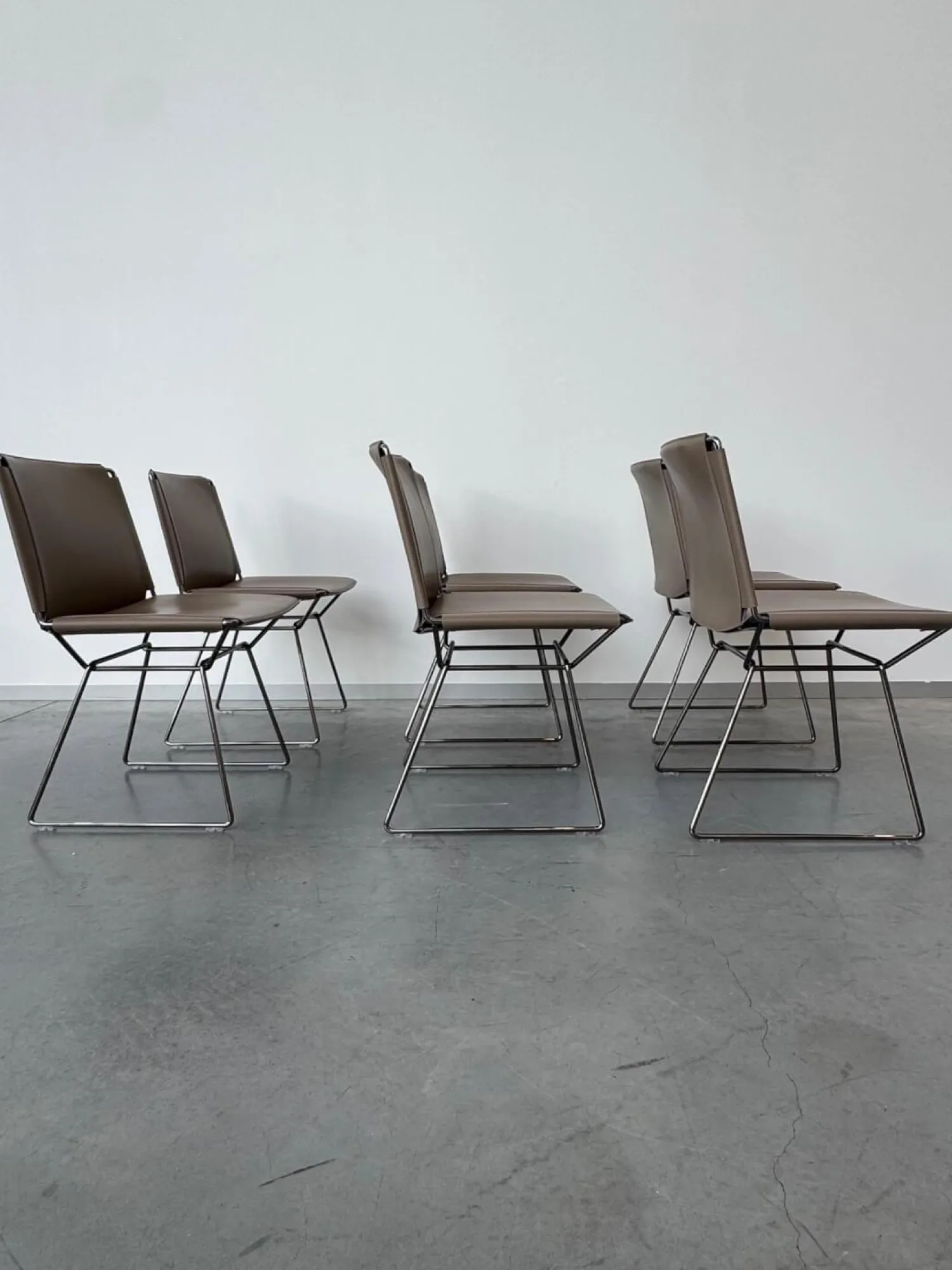 MDF Italia Stuhlsets|6er Set Stuhl Neil Leder Saddle Tortora 29 Braun Beige Gestell Metall Schwarz Chrom