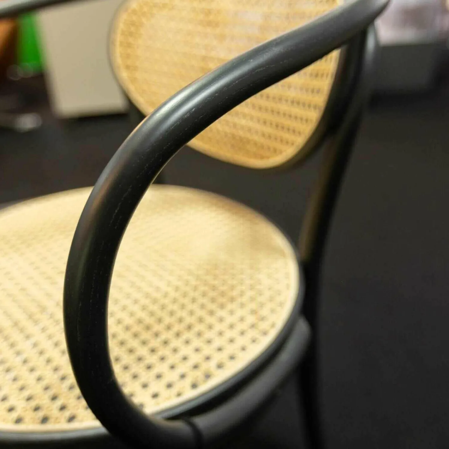 Thonet Stuhlsets|3-er Set Stuhl 210R Pure Rohrgeflecht Mit Verstärkungsgewebe Untergestell Esche Schwarz Lackiert