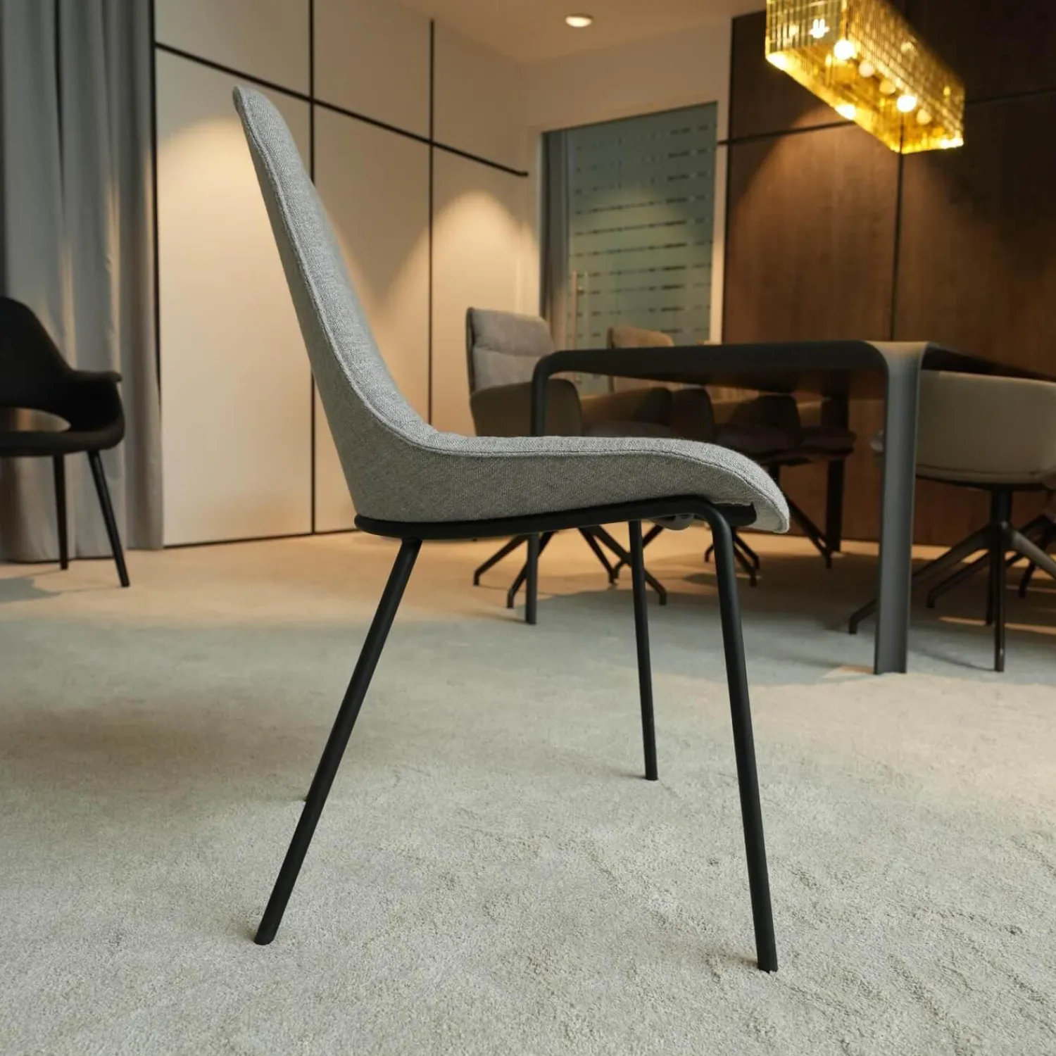 Walter Knoll Stuhlsets|2er Set Stuhl Sheru Stoff Gaia 7891 Platin Grau 4 Bein Untergestell Matt Pulverbeschichtet Schwarz