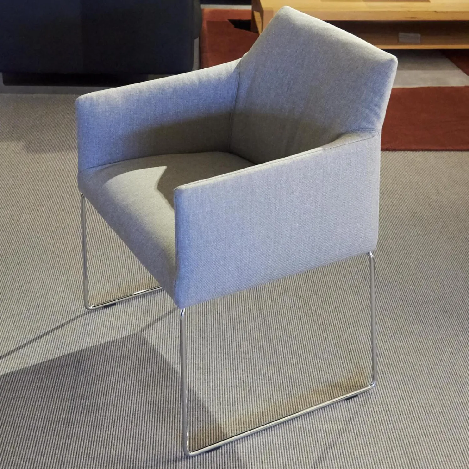 Violetta Stuhlsets|4er Set Stuhl Trient Stoff 10 113 London Dess Milchkaffe Grau Weiß Gestell Chrom Glanz