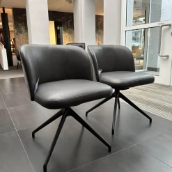 KFF Stuhlsets|2er Set Stuhl V2 Gaia LNE 10109 STV2 Bezug Innen Leder Sauvage Anthrazit 8102 Grau Außen Sonderbezug Hellgrau Gestell 4 Fuß Stern SL Struktur M02 Schwarz Mit Kunststoffgleitern