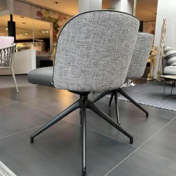 KFF Stuhlsets|2er Set Stuhl V2 Gaia LNE 10109 STV2 Bezug Innen Leder Sauvage Anthrazit 8102 Grau Außen Sonderbezug Hellgrau Gestell 4 Fuß Stern SL Struktur M02 Schwarz Mit Kunststoffgleitern