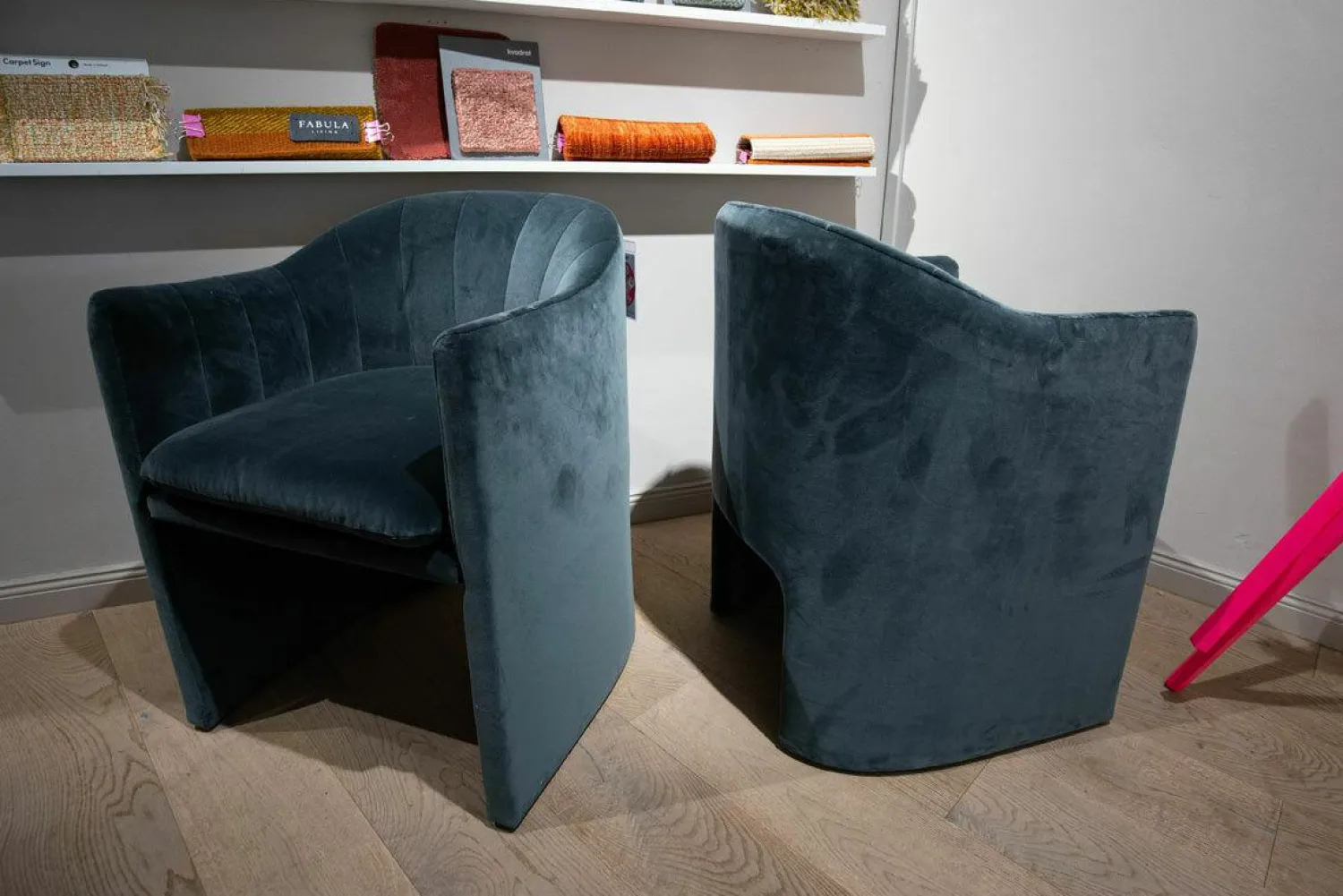 &tradition Stuhlsets|2er Set Stuhlsessel Loafer Stoff Velvet 10 Twilight Grau Gestell Schwarz