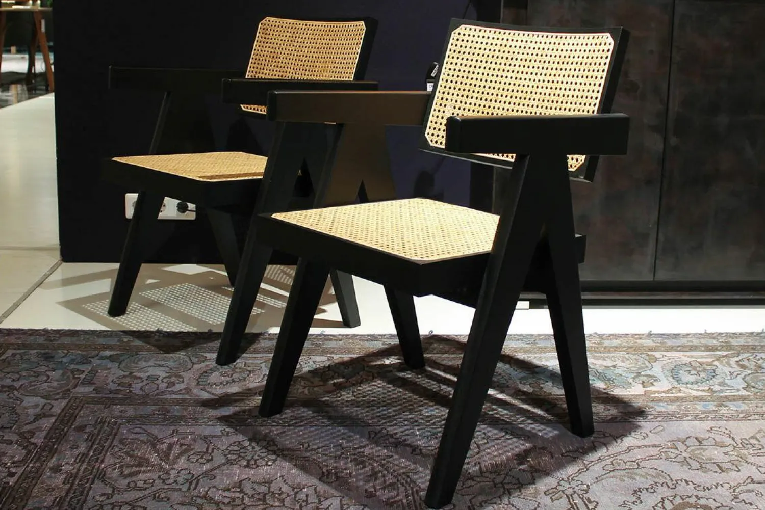 Cassina Stuhlsets|2er-Ser Stuhl Office Chair 051 Spanisches Rohrgeflecht Gestell Massivholz Eiche Schwarz