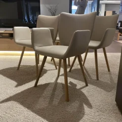 Scholtissek Stuhlsets|4er-Set Armlehnpolsterstuhl Kasaar Leder Prestige M 131 Kiesel Gestell Eiche Puro Geölt