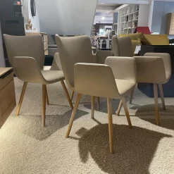 Scholtissek Stuhlsets|4er-Set Armlehnpolsterstuhl Kasaar Leder Prestige M 131 Kiesel Gestell Eiche Puro Geölt