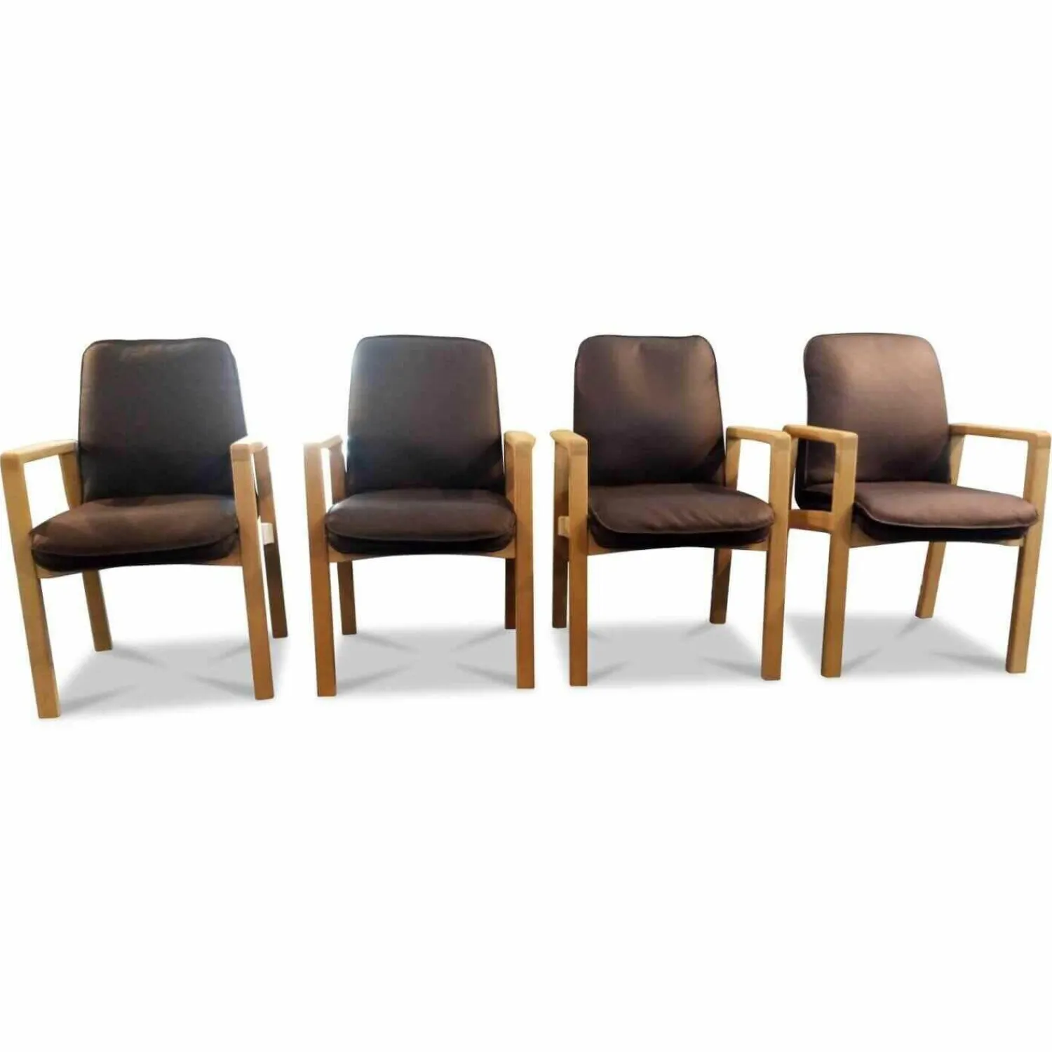 Dyrlund Stuhlsets|4er-Set Armlehnstühle Leder 508 Dark Brown Gestell Lackiert