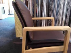 Dyrlund Stuhlsets|4er-Set Armlehnstühle Leder 508 Dark Brown Gestell Lackiert