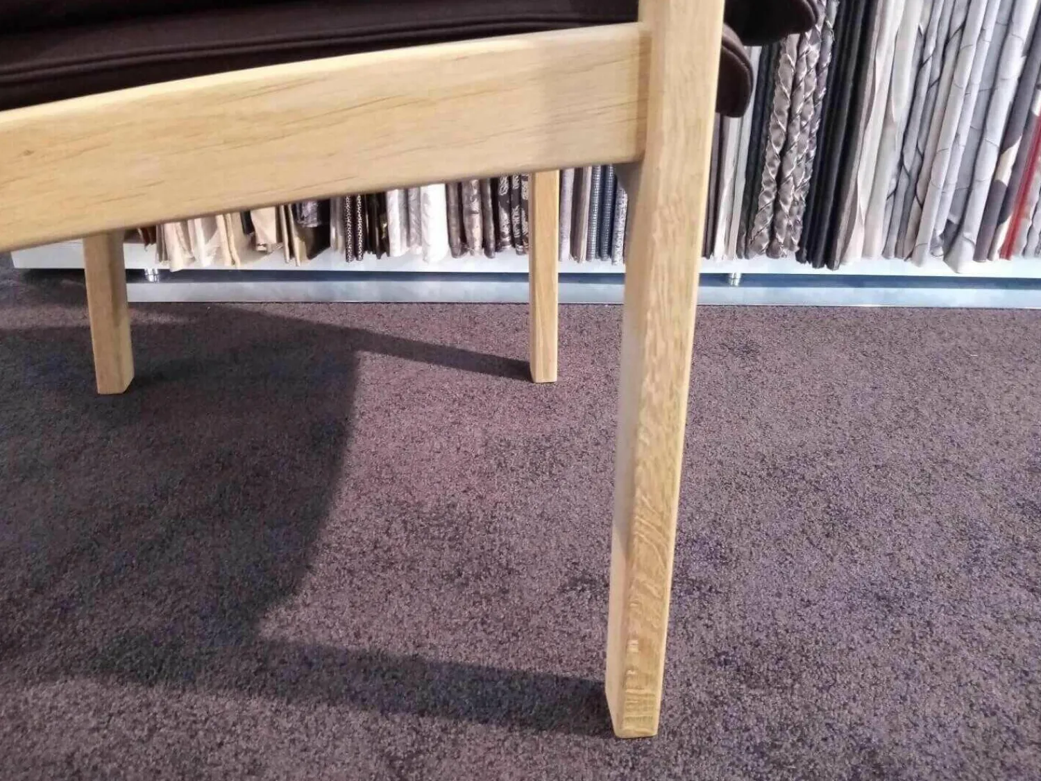 Dyrlund Stuhlsets|4er-Set Armlehnstühle Leder 508 Dark Brown Gestell Lackiert