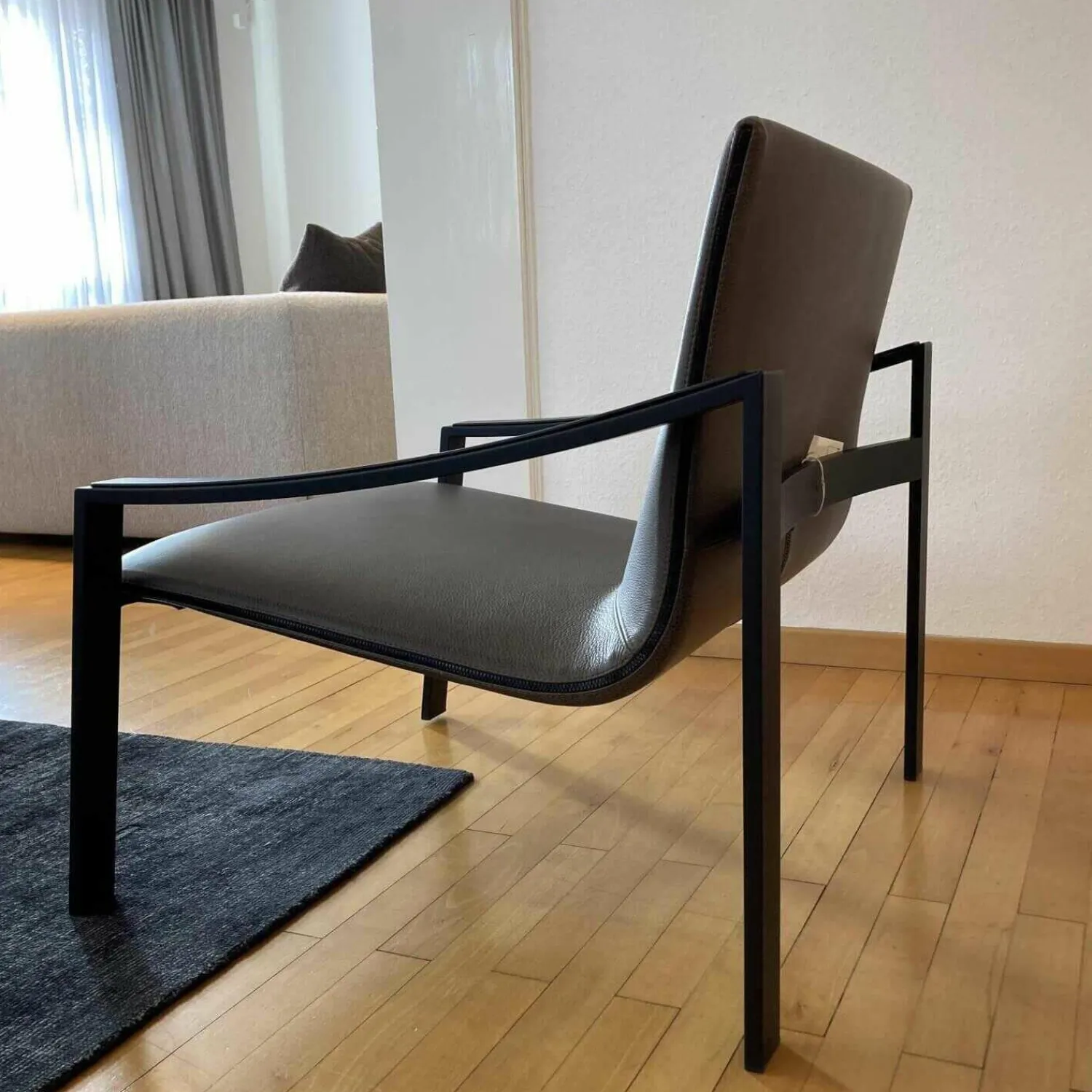 Molteni & C Stuhlsets|2er-Set Armlehnstuhl Allure APO 1 Leder Dunkelbeige