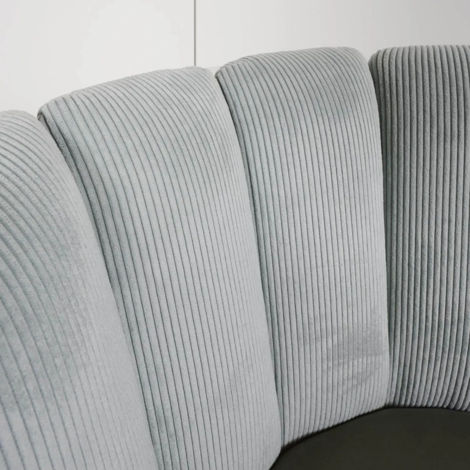 KFF Stuhlsets|2er-Set Armlehnstuhl Gaia Rundrohrgestell Bezug Rücken Stoff Lisboa Farbe 18 Sitz Leder Silk Dark Olive