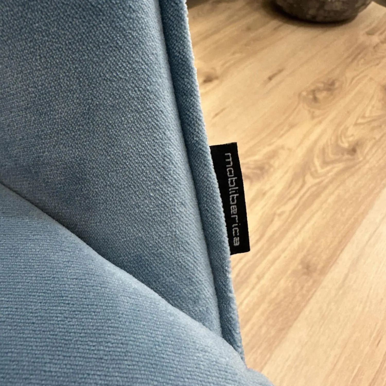 Mobliberica Stuhlsets|4er-Set Armlehnstuhl Kedua 4061 Bezug Stoff Bel-321 A Blau Metallfuß Dreieckig Petrol Dunkelblau