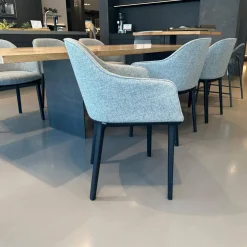 Vitra Stuhlsets|6er-Set Armlehnstuhl Softshell Stoff Savana 06 Siragrey Melange Grau Gestell Basic Dark Schwarz