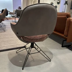 WK Wohnen Stuhlsets|6er-Set Armlehnstuhl WK 708 Stoff JAB A91062 Rosa Und Leder Granada Steel Grau Drehgestell Schwarz