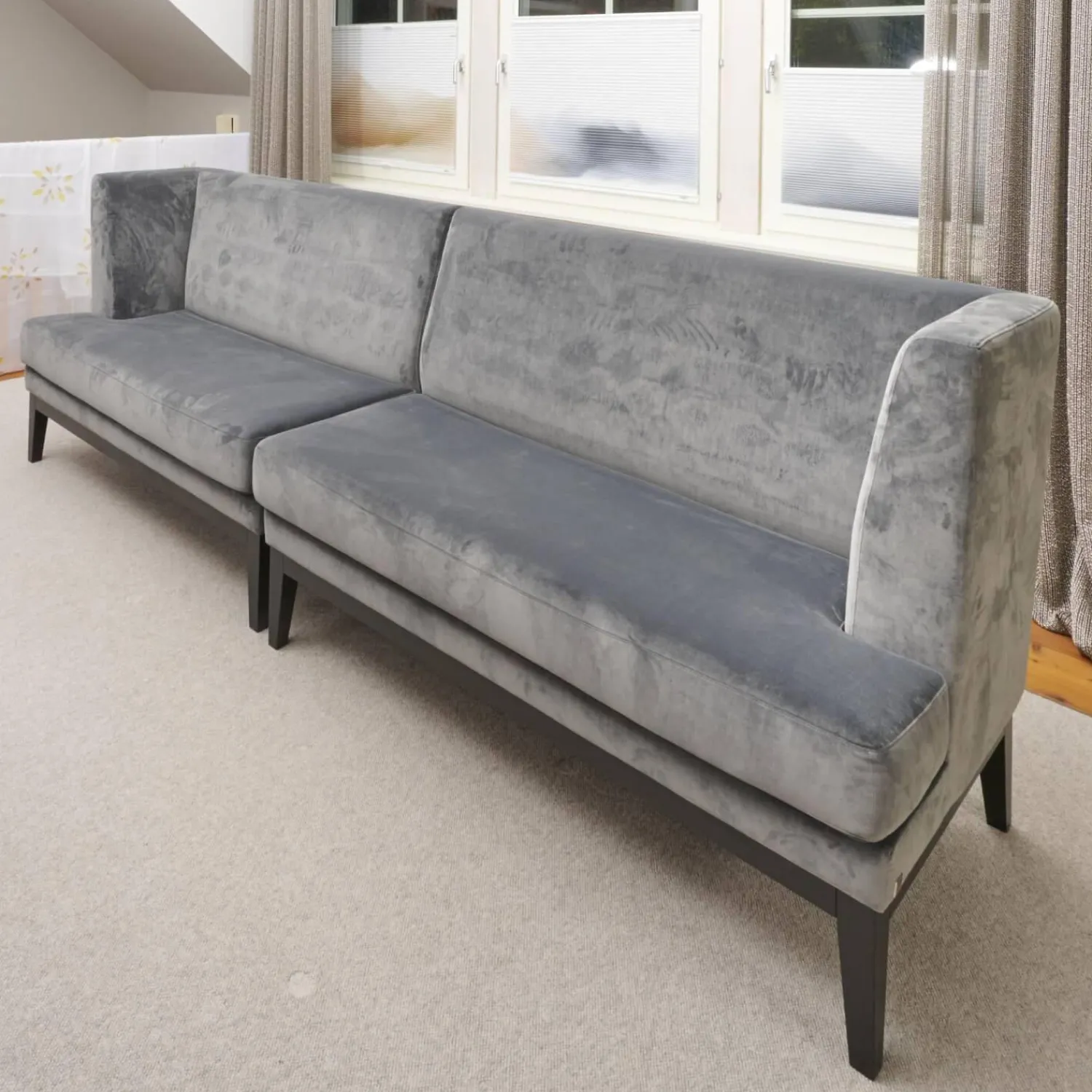 Bielefelder Werkstätten Bänke|2er-Set Bank Polo Dining Stoff City Velvet Reloaded Grau Gestell Esche Schwarz Gebeizt Mit Vorstellkissen