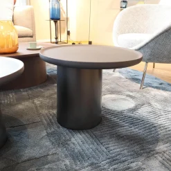 Molteni & C Beistelltische|2er-Set Beistelltisch Louisa Mit Zwei Tischplatten Und Zwei Tischfüßen Zement Asche Grau Gestell Zinnfarbig