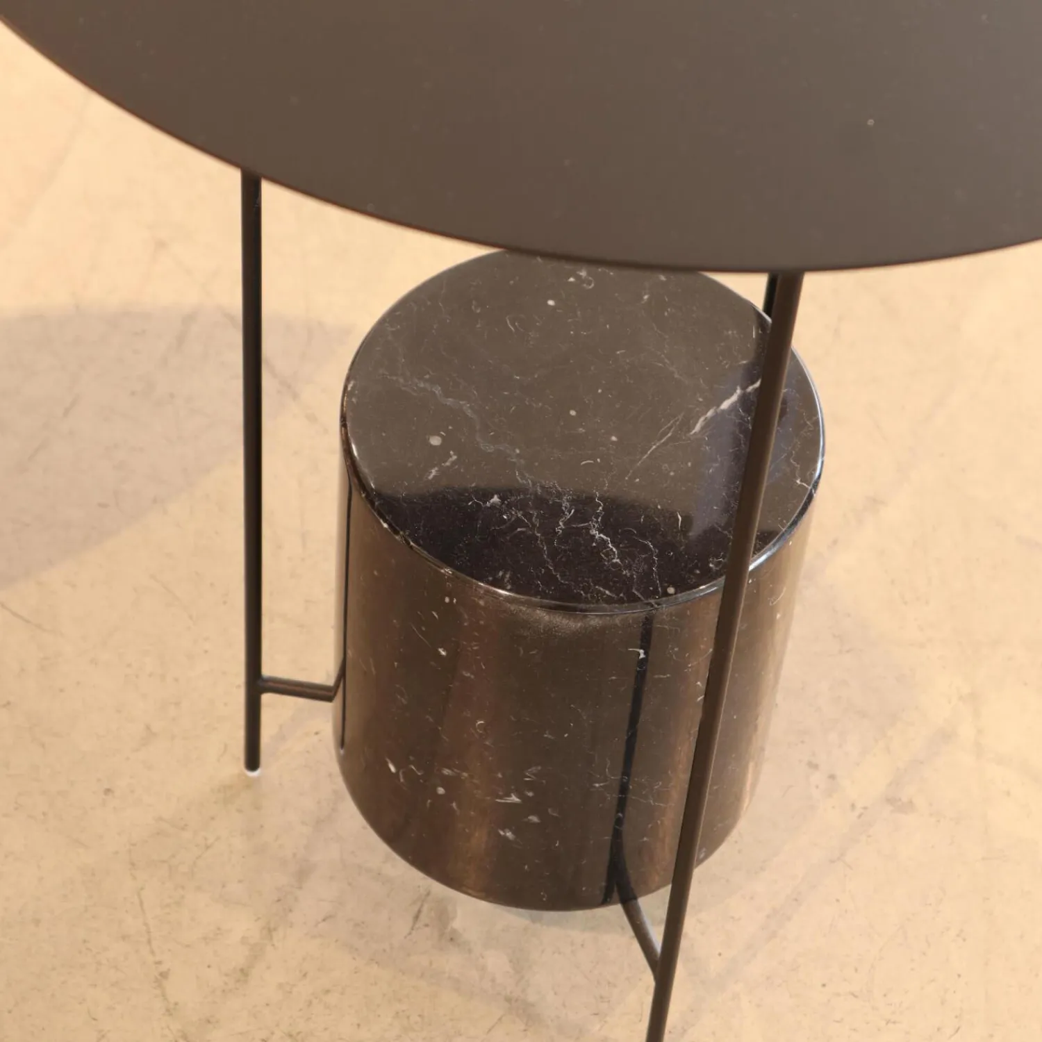 Molteni & C Beistelltische|2er-Set Beistelltisch Panna Cotta Stahlbech Schwarz Lackiert Marmor Marquina Schwarz