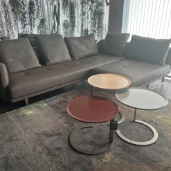 Christine Kröncke Beistelltische|3er-Set Beistelltisch Trio Platte Lack High Hell Beige Medium Ocean Grau Low Maroon Braun Rot Metallgestell Bronze Look Schwarz