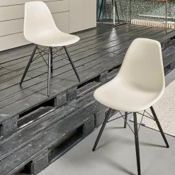 Vitra Stuhlsets|2er-Set Eames Plastik Side Chair DSW Sitzschale Kunststoff Kieselstein Gestell Ahorn Schwarz Lackiert