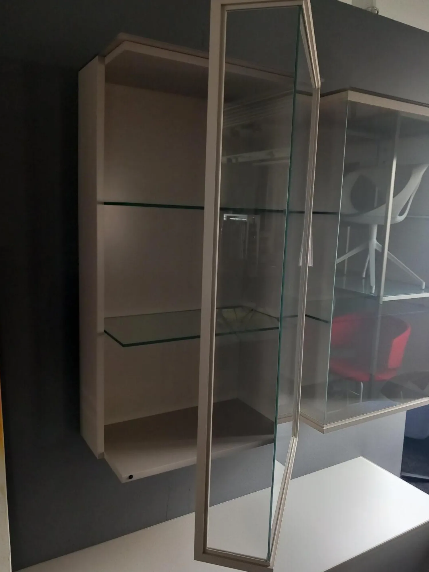 Sudbrock Vitrinen & Highboards|2er-Set Hängeschränke Cubo Glas Farbe Glattlack Kaschmir Grau Beige