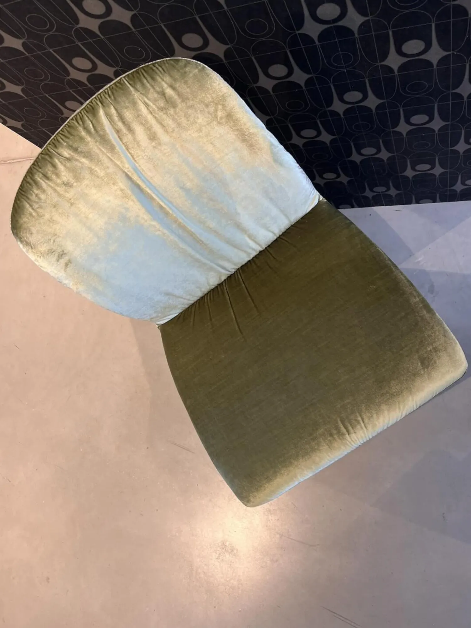 Hülsta Stuhlsets|4er-Set S1000 Stoff M273 Velours Glänzend Olivgrün RAL6013 Reed Green