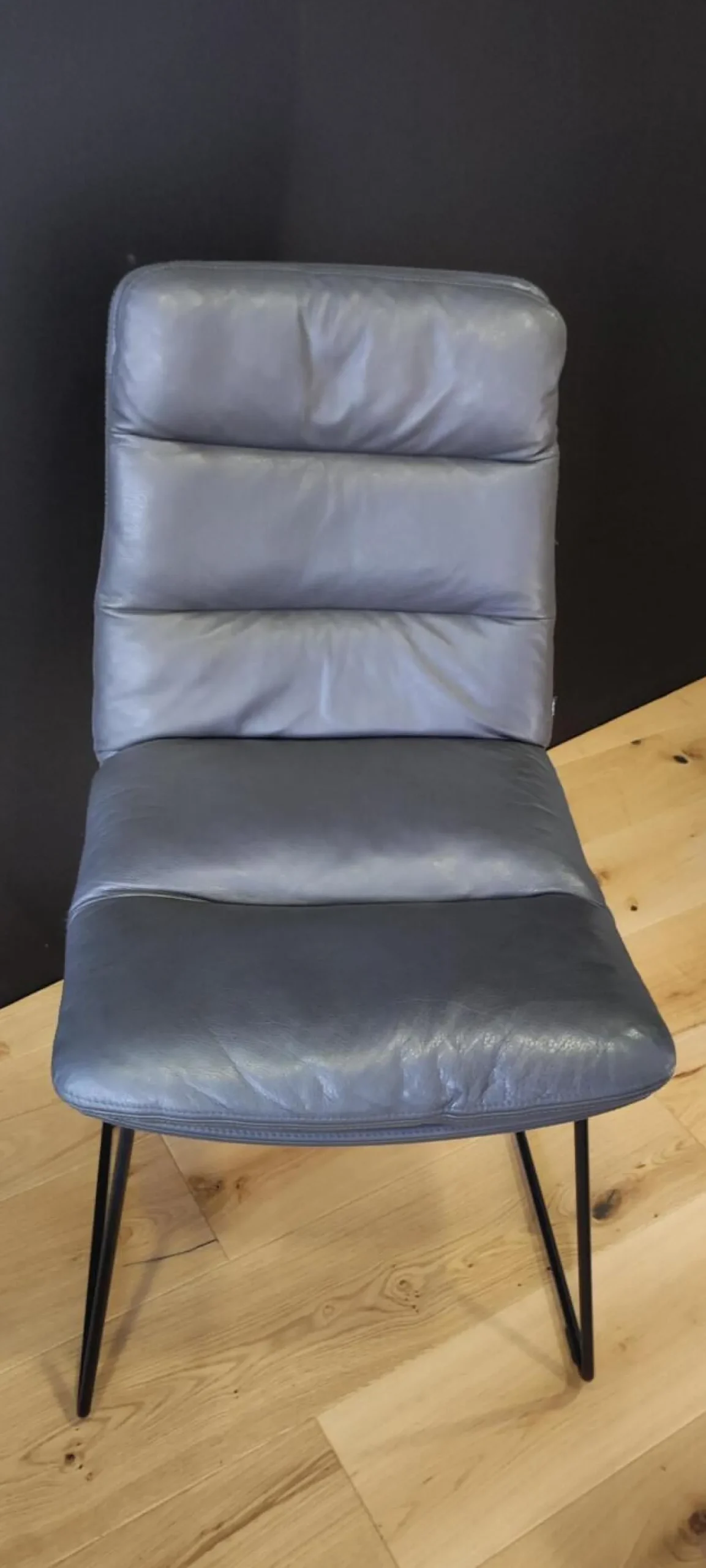 KFF Stuhlsets|2er-Set Stuhl Arva 1512 OA2 Leder Sauvage 4 8102 Anthrazit Rundrohrgestell M02 Struktur Schwarz