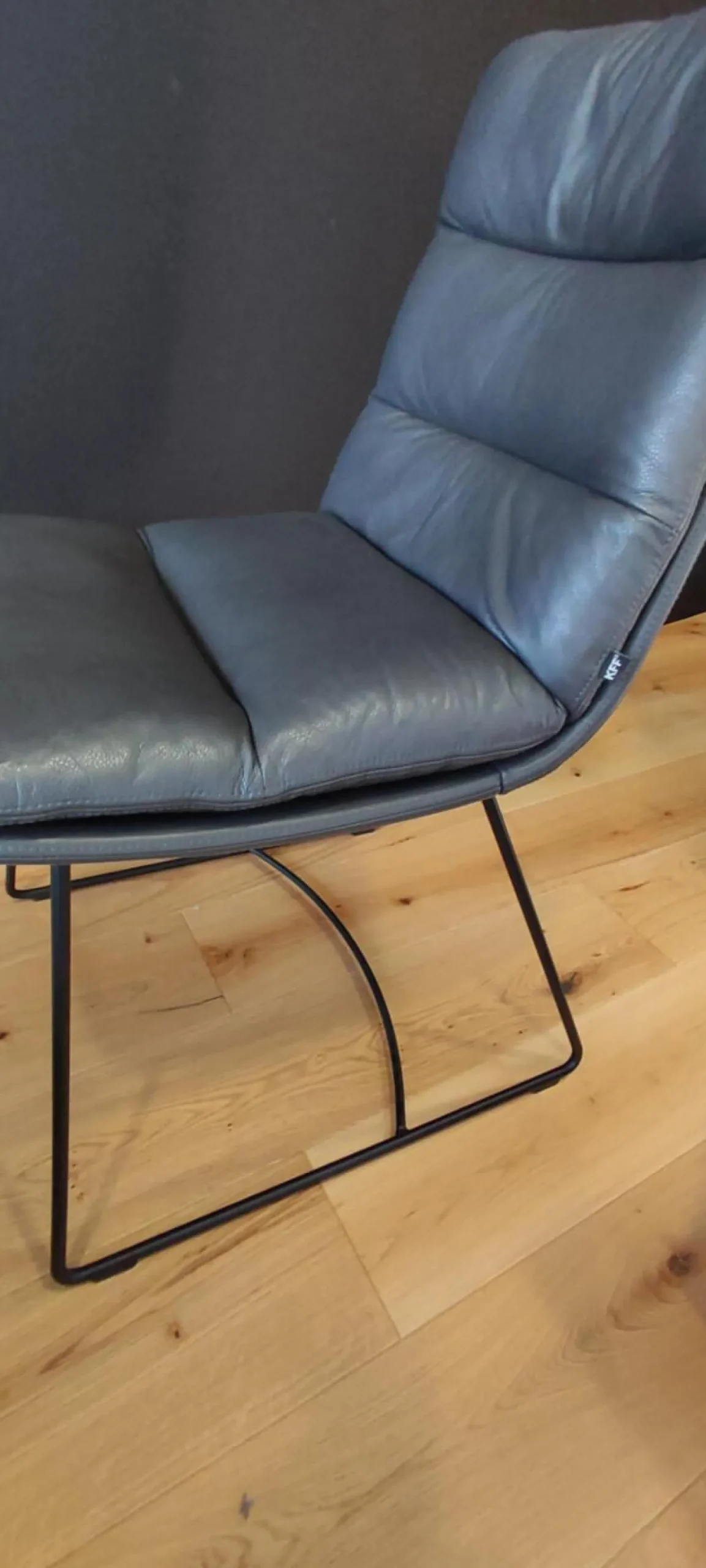 KFF Stuhlsets|2er-Set Stuhl Arva 1512 OA2 Leder Sauvage 4 8102 Anthrazit Rundrohrgestell M02 Struktur Schwarz