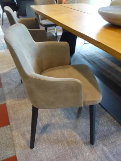 Montis Stuhlsets|4er-Set Stuhl Back Me Up Leder Sepia L40 Beige Füße Schwarz