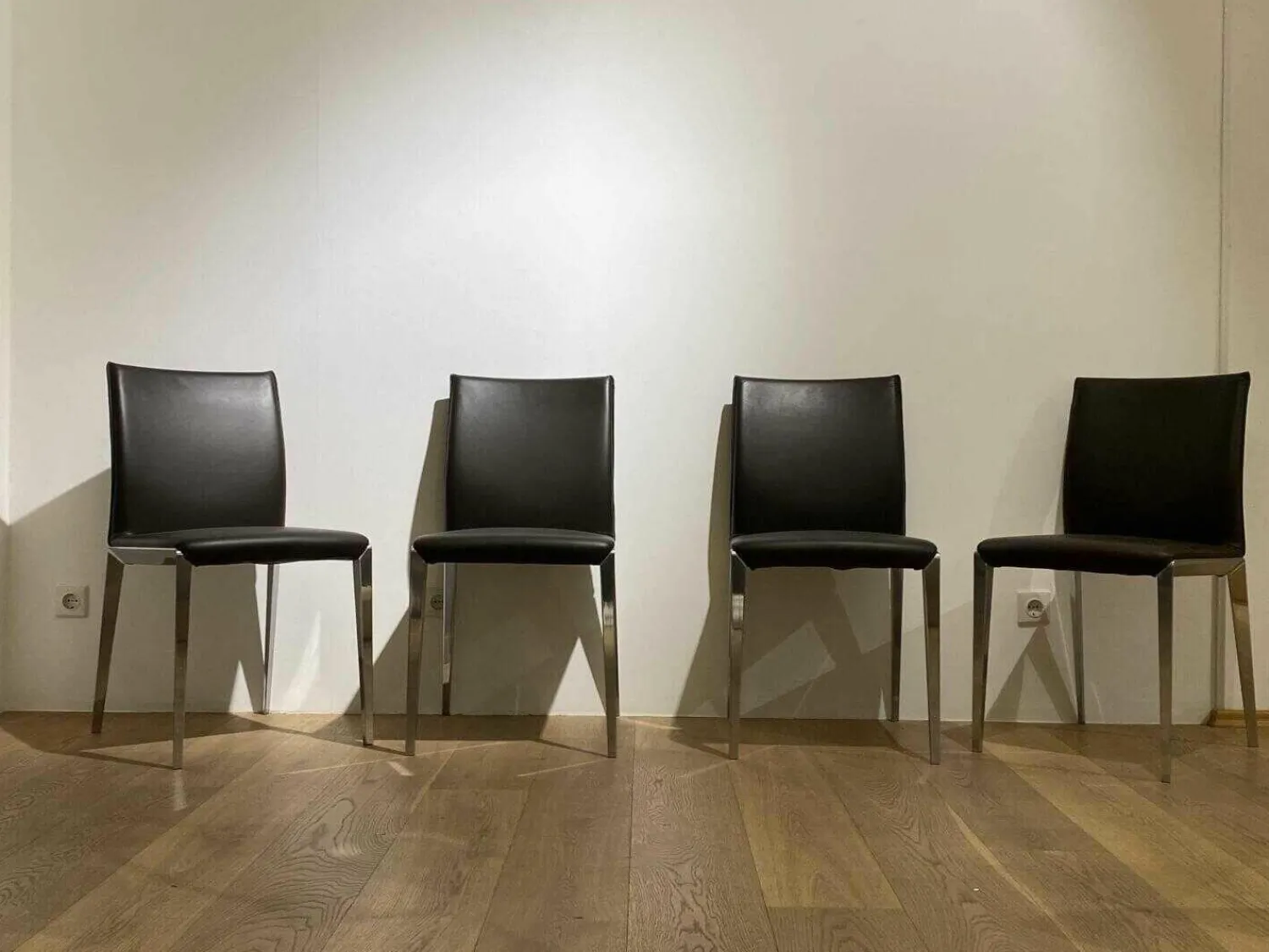 Molteni & C Stuhlsets|4er-Set Stuhl Dart Leder Braun Mocca Gestell Aluminiumdruckguss Hochglanz