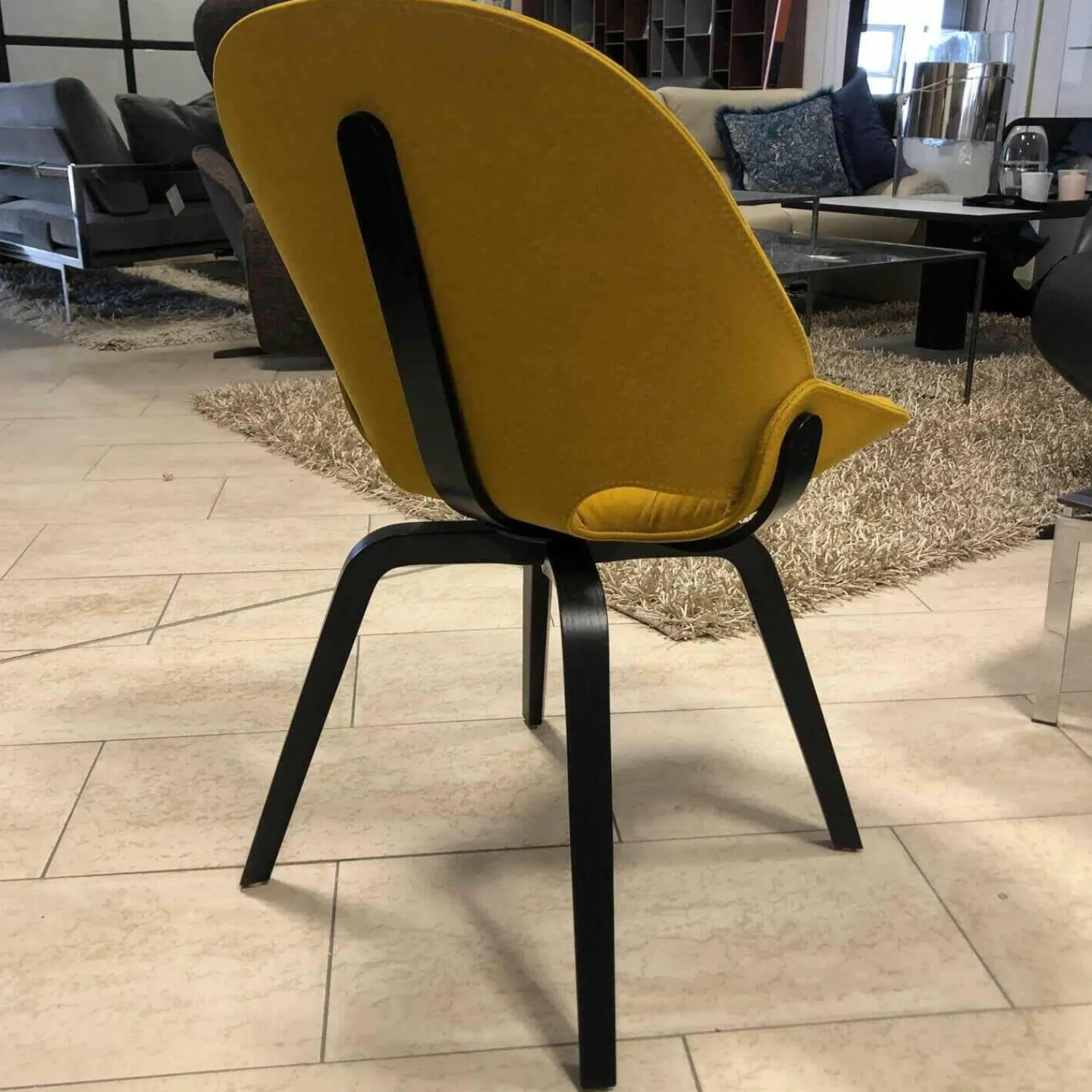 Tonon Stuhlsets|4er-Set Stuhl Flat 4NH Stoff Senf Holzfuß Esche Schwarz