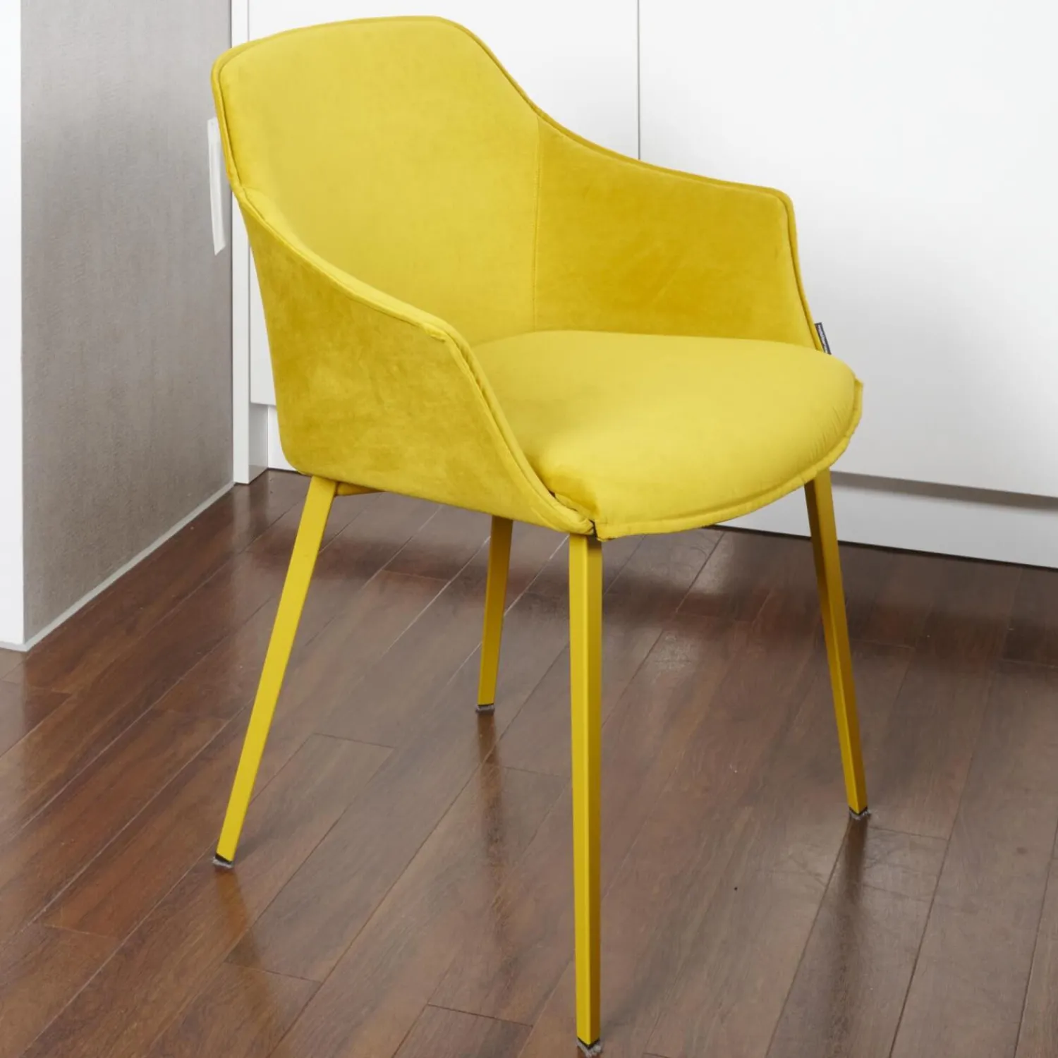 Mobliberica Stuhlsets|2er-Set Stuhl Kedua Bezug BEL-105 A Dreieckiges Metallrohrgestell