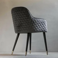 Gustav Hahn Stuhlsets|4er-Set Stuhl Modell Albert Stoff Piano 15 Füße Messing Veredelt