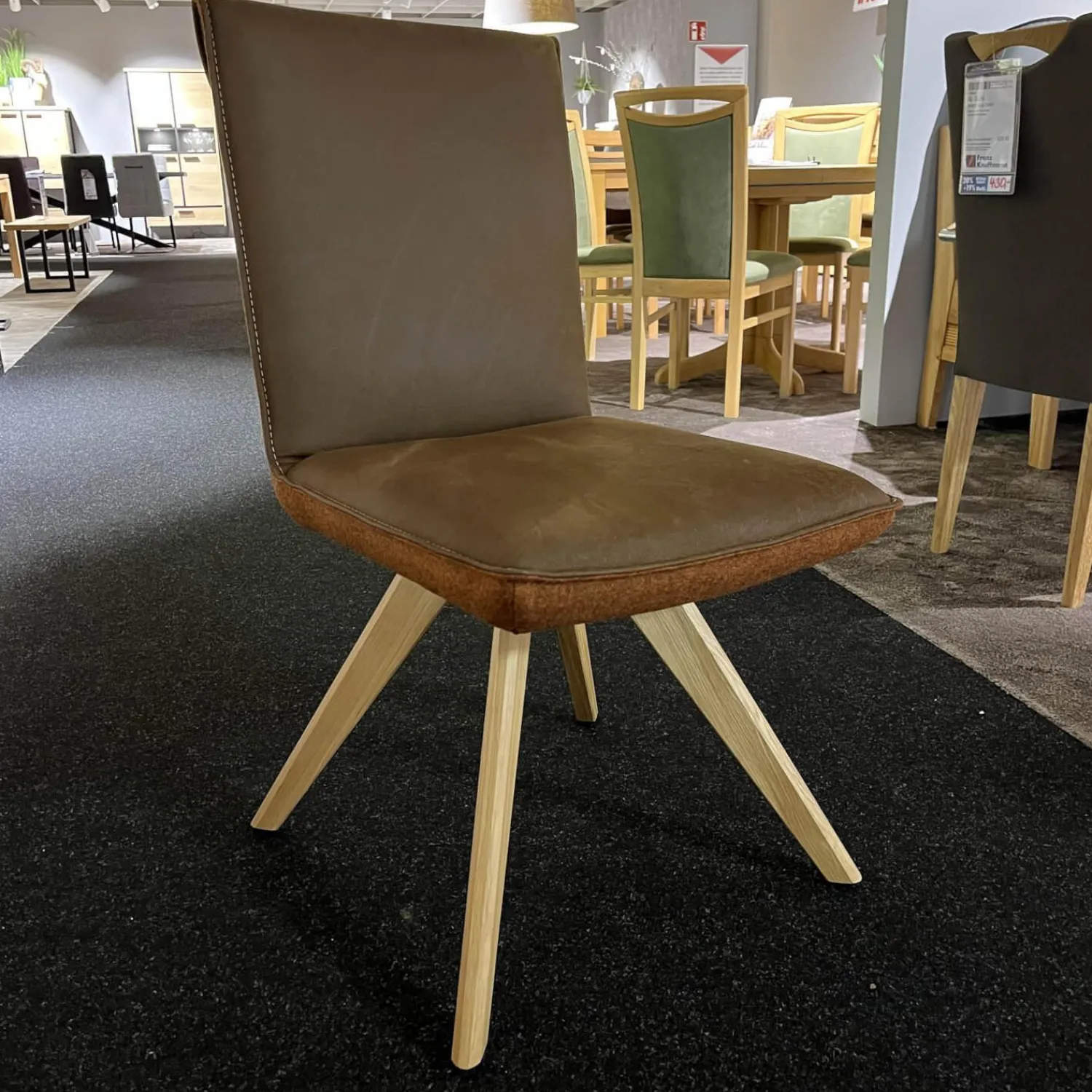 Koinor Stuhlsets|2er-Set Stuhl S1250 S3V Schemel 9 Massiv Wildeiche Natur 2207 Bezug Leder A India Musk Stoff 16 London 39 Schale S3