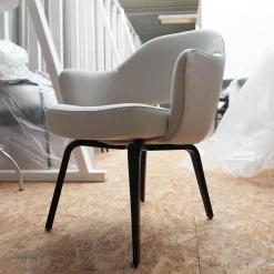 Knoll International Stuhlsets|6er-Set Stuhl Saarinen Kollektion Relax Bezug Stoff Dream 201DR Ivory Creme Stuhlbeine Eiche Ebenholz Gebeizt