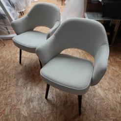 Knoll International Stuhlsets|6er-Set Stuhl Saarinen Kollektion Relax Bezug Stoff Dream 201DR Ivory Creme Stuhlbeine Eiche Ebenholz Gebeizt