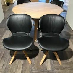 Wimmer Stuhlsets|4er-Set Stuhl Wodan Leder Colorado Schwarz Rückseite Stoff Grau Füße Asteiche