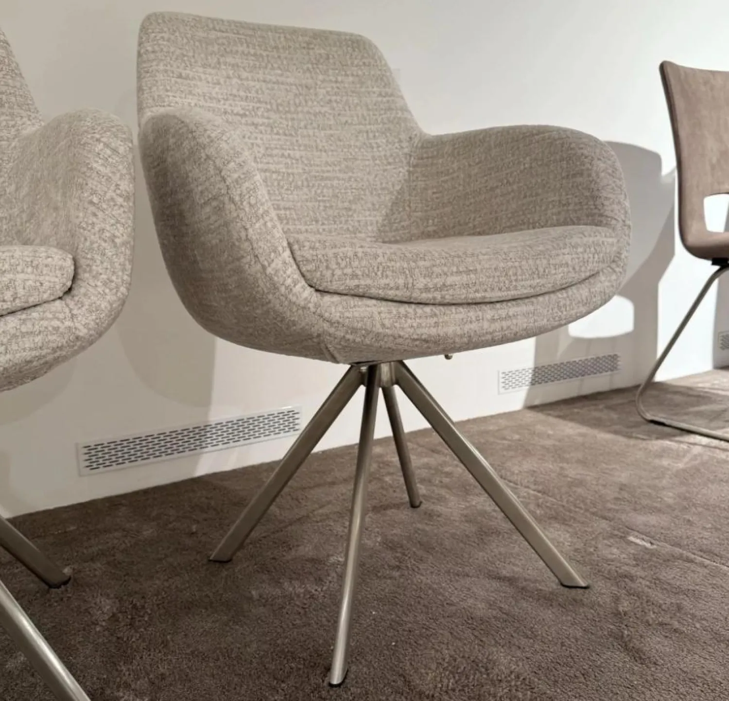 Musterring Stuhlsets|6er-Set Tavia Schalensessel Stoff JAB 16070 Grau Kufengestell Edelstahl