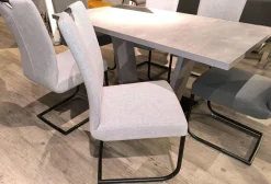 Niehoff Essgruppen|Essgruppe Dillan Stoff 921 Florida Silver Grau Und Stoff 929 Florida Grey Grau Gestell Eisen Schwarz Tisch Beton Dekor Grau