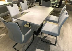 Niehoff Essgruppen|Essgruppe Dillan Stoff 921 Florida Silver Grau Und Stoff 929 Florida Grey Grau Gestell Eisen Schwarz Tisch Beton Dekor Grau