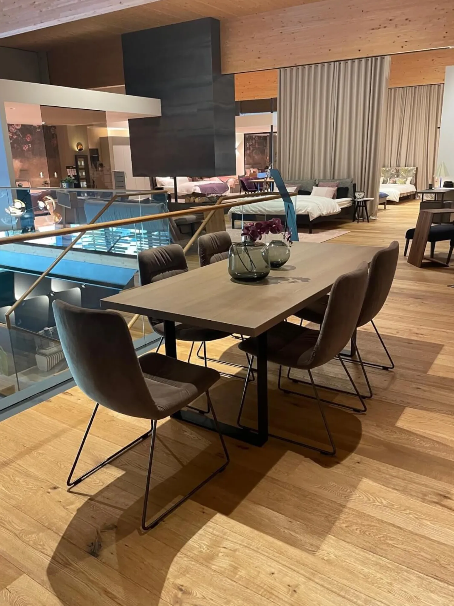 KFF Essgruppen|Essgruppe 4er-Stuhlset Arva Light Stühle Stoff Seven Liver Braun mit Tisch Schreinergefertigt