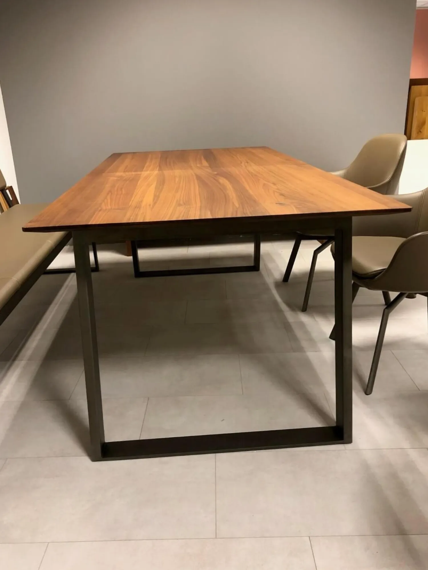 Wimmer Essgruppen|Essgruppe Terso Esstisch Nussbaum Rustikal Massiv 3 Stuhlsessel 1 Bank Leder Colorado Pistazie