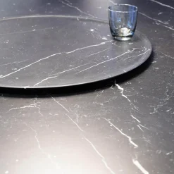 Maxalto Essgruppen|Essgruppe Tisch Astrum Marmor Maquinia Schwarz Matt mit 4 Stühlen Caratos