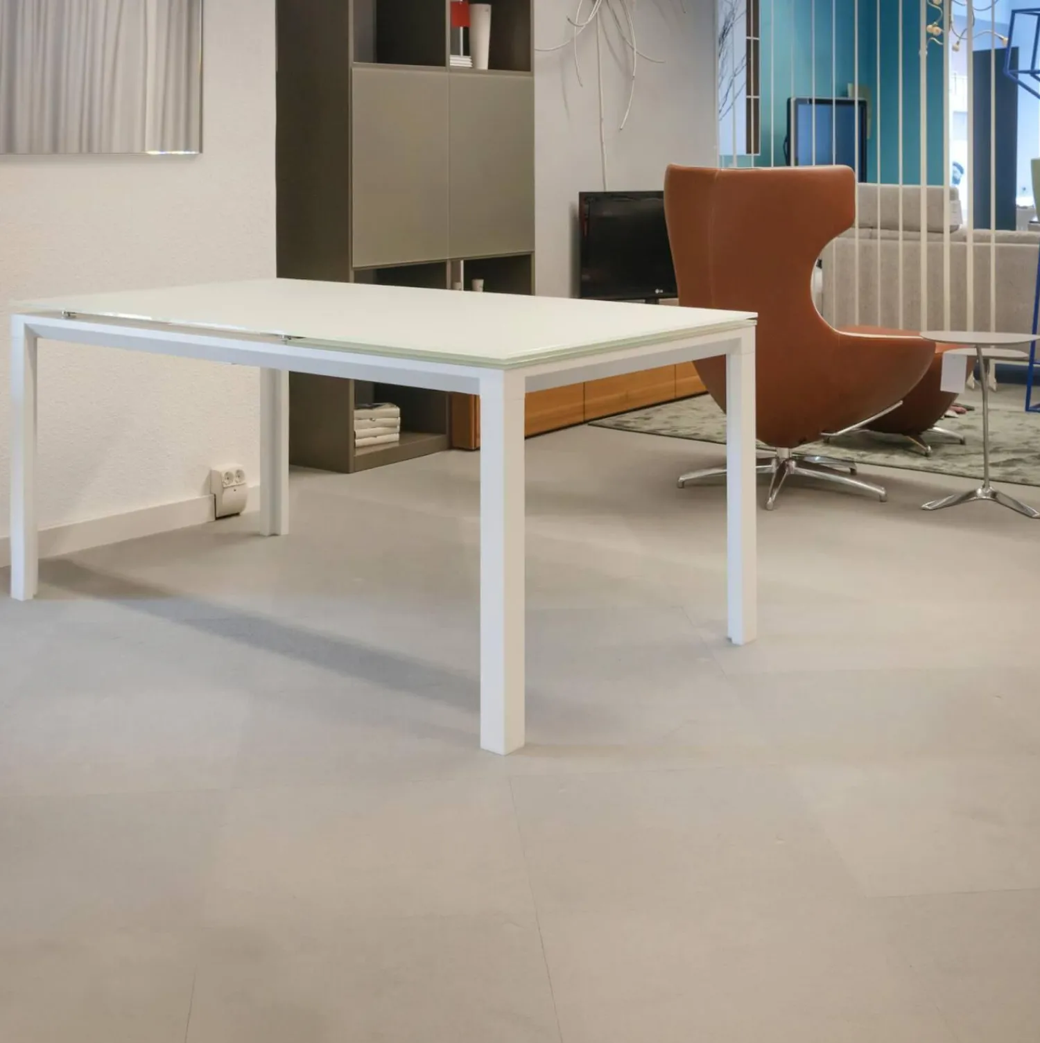 Bonaldo Essgruppen|Essgruppe Tisch Chat Lack Weiß Glas Weiß Ausziehbar mit 4 Stühlen Weiß