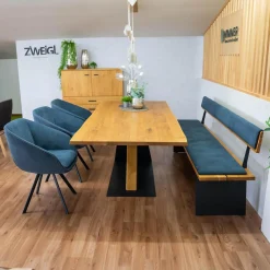 Wimmer Essgruppen|Essgruppe Z34 Säulentisch Rustikale Asteiche Hartwachsöll Natur Äste Säulengestelll Holz Metal RAL7021 Schwarzgrau Mit Einzelbank Und 3 Schalenstühlen Ohne Deko