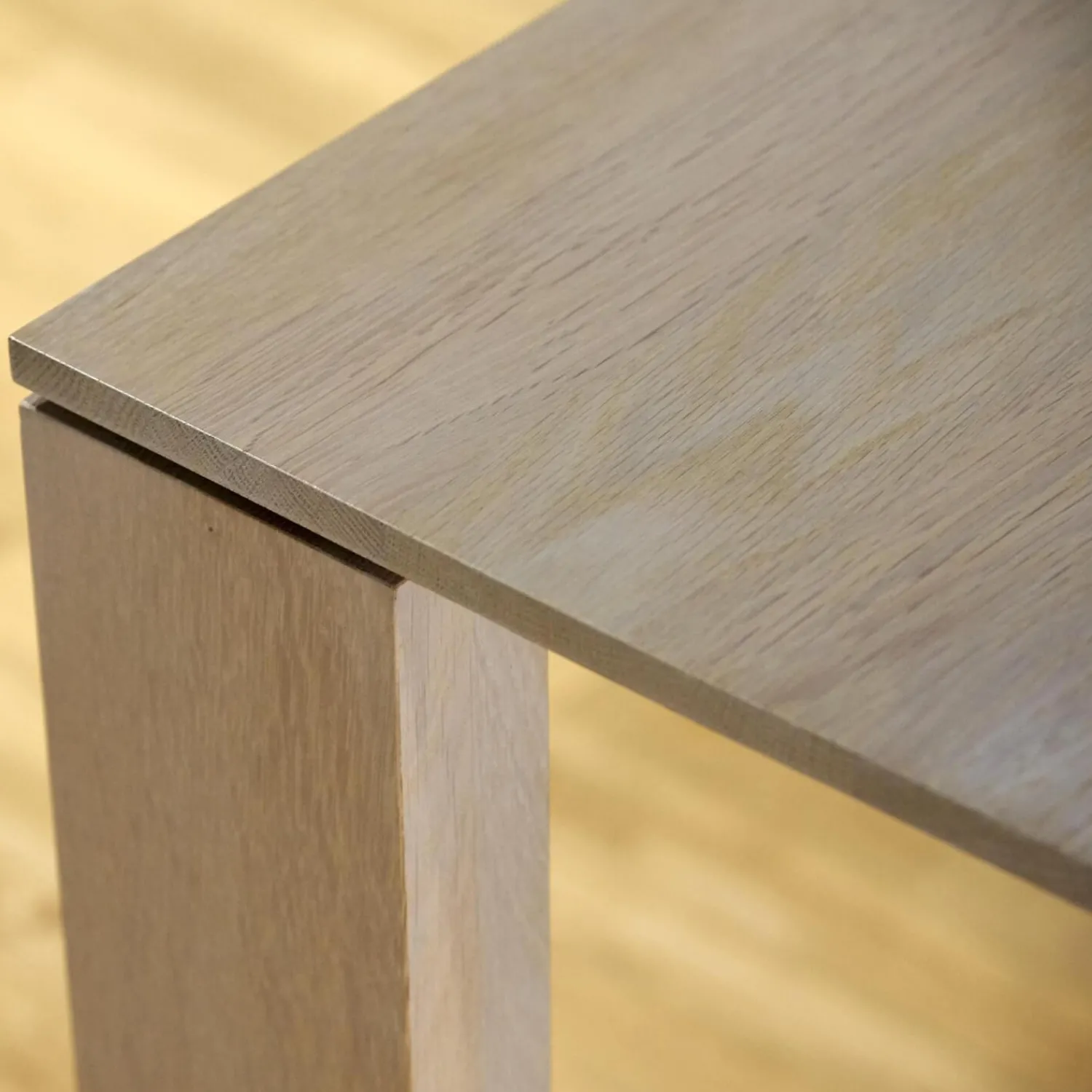 Rodam Esstische|Esstisch 3300 10 Kara Eiche 940 Kreideweiss Lackiert Maserung Quer