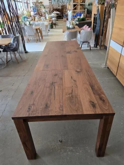 Scholtissek Esstische|Esstisch 2011 Astiger Nussbaum Äste Mit Harz Ausgegossen Mit Auszug