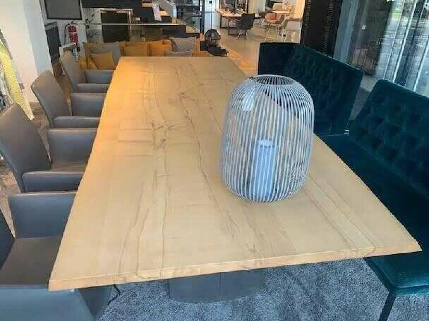 Scholtissek Esstische|Esstisch 110-2 Bergahorn Massiv mit Baumkante Gewölbte Wangen mit Edelstahl