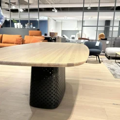 Rolf Benz Esstische|Esstisch 929-212 In Massivholz Eiche Geölt Gestell In Stahl Glatt Lackiert Umbragrau