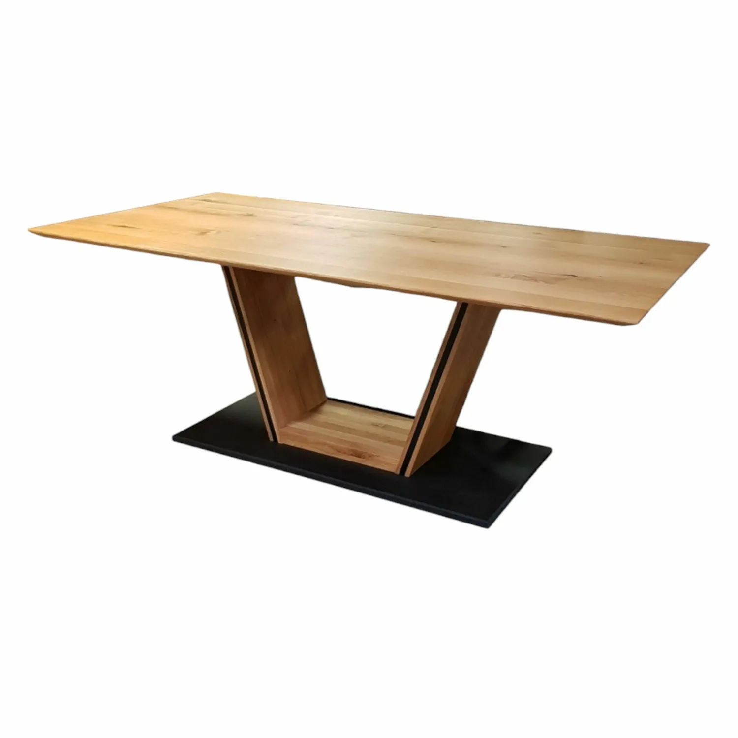 HHK Esstische|Esstisch Bayville Wildeiche Natur Geölt Metallleiste Mattschwarz Lackiert