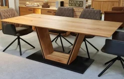 HHK Esstische|Esstisch Bayville Wildeiche Natur Geölt Metallleiste Mattschwarz Lackiert